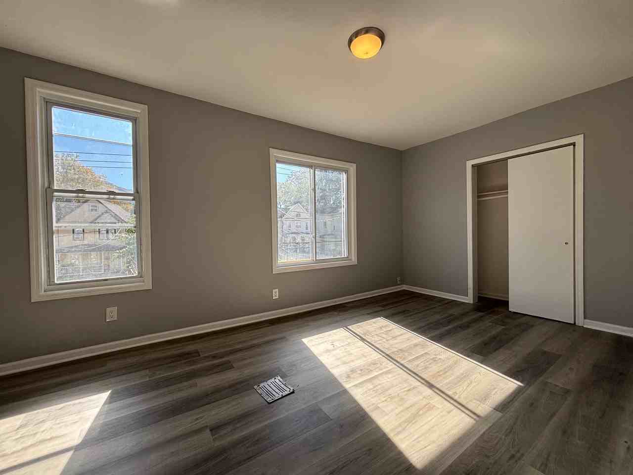 81 Westfield Ave - Photo 7 of 15