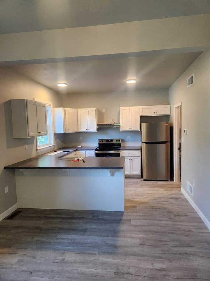 22 Dauphin St #REAR - Photo 2 of 20