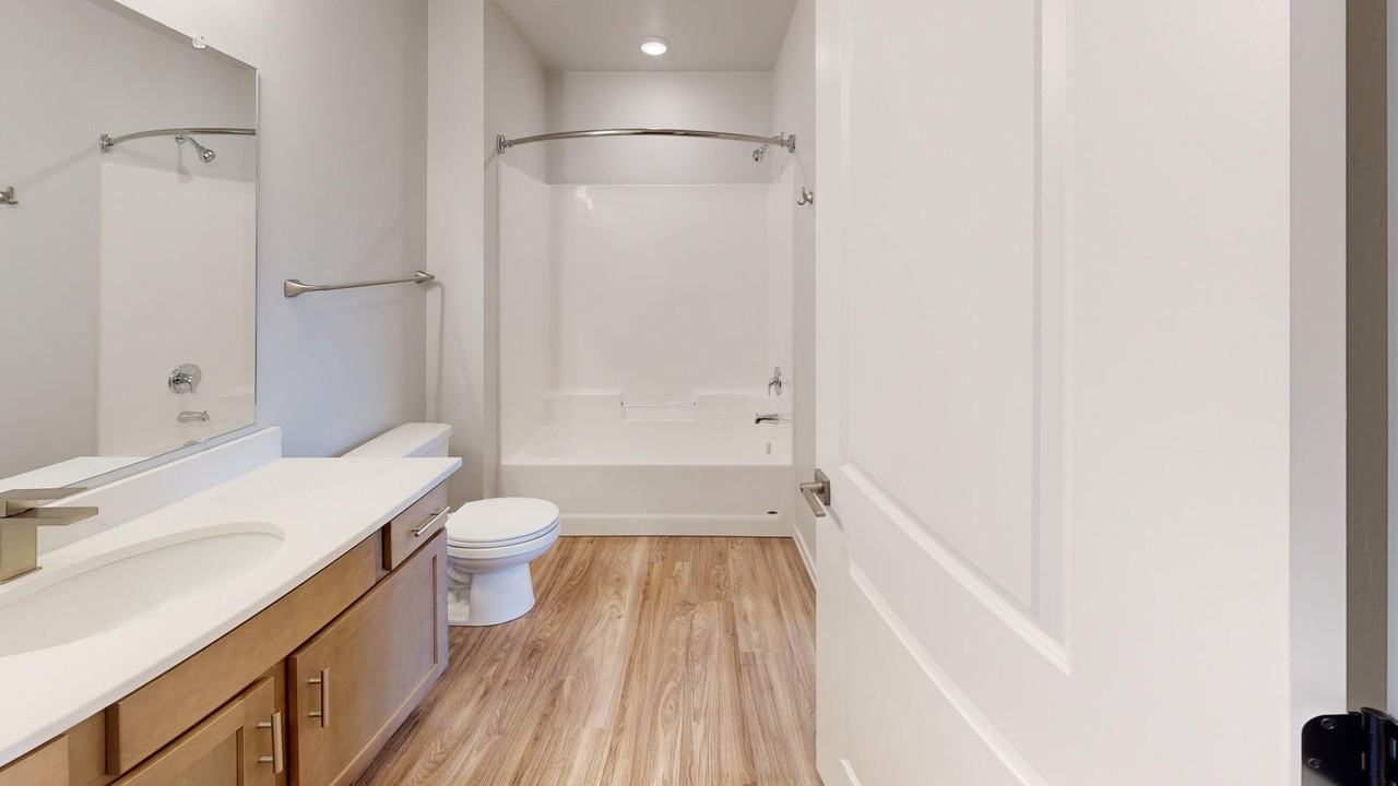 Legacy Creekside Apartments - Photo 5 of 50