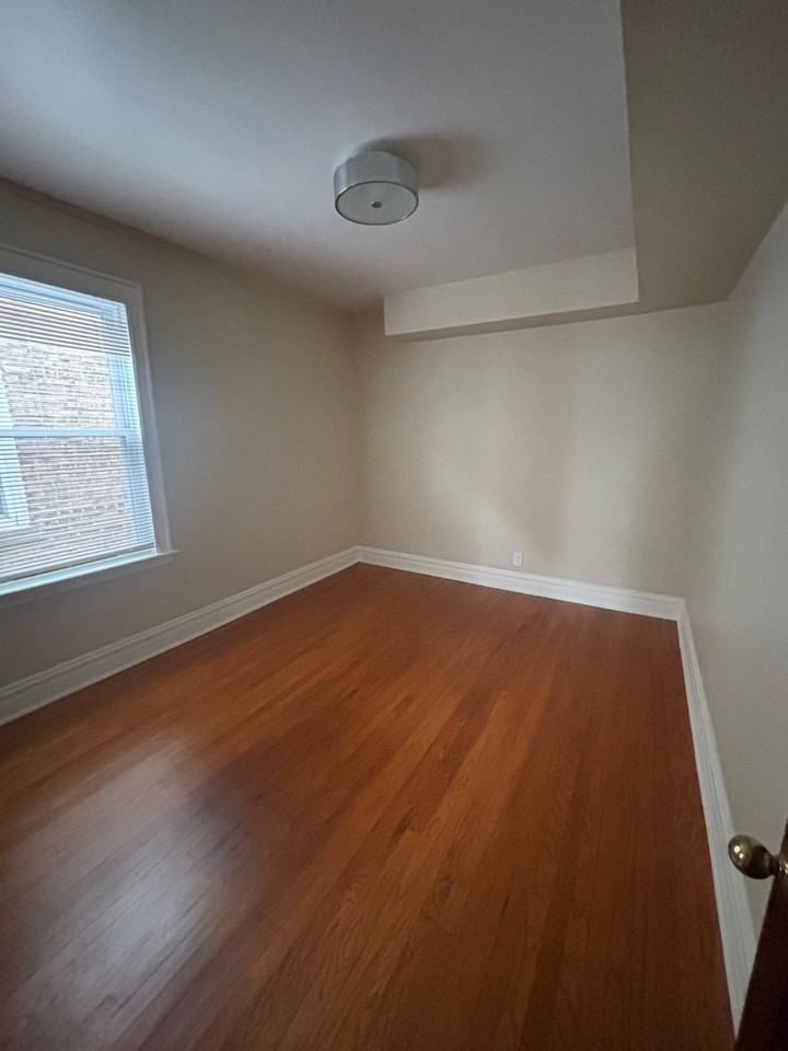 5154 W Nelson St #2 - Photo 6 of 10