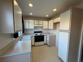 featured image of 416 Valley Cir #D