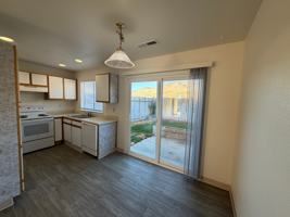 featured image of 416 Valley Cir #C