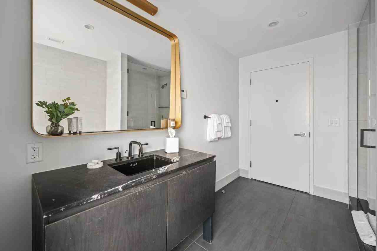 16 John St #3000 - Photo 4 of 9