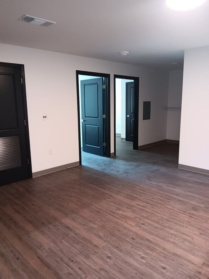 501 W 15th Ave #A303 - Photo 3 of 4