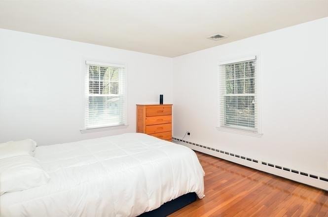 99 Talbot Rd - Photo 7 of 13