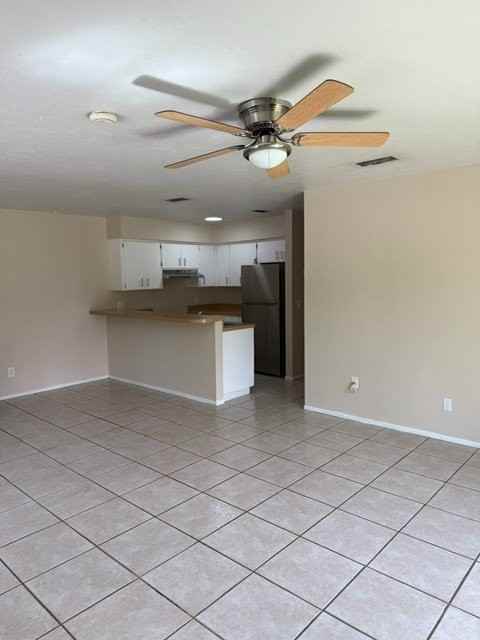 25028 Harborview Rd #6 - Photo 2 of 11