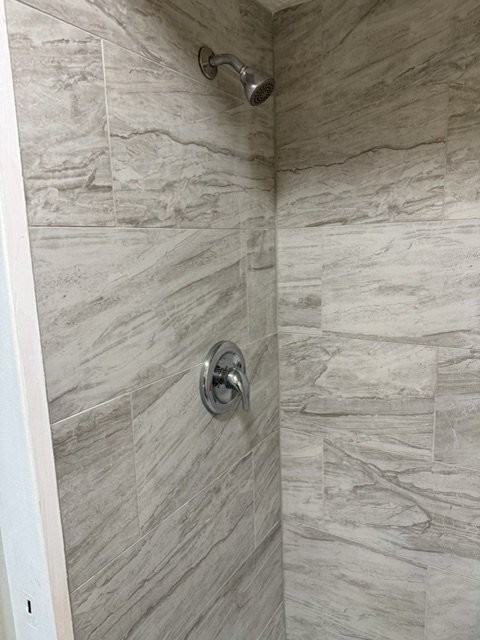 25028 Harborview Rd #6 - Photo 5 of 11