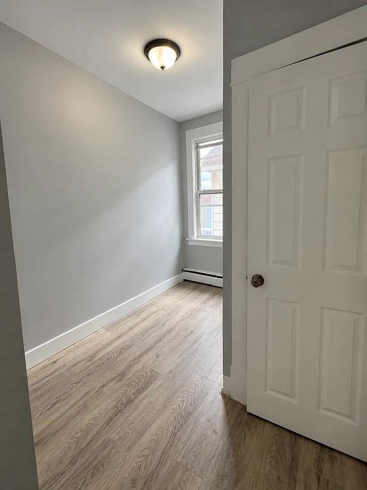 315 Watson Ave #4A - Photo 5 of 8