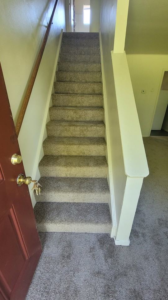2225 Williamsburg Rd - Photo 3 of 10