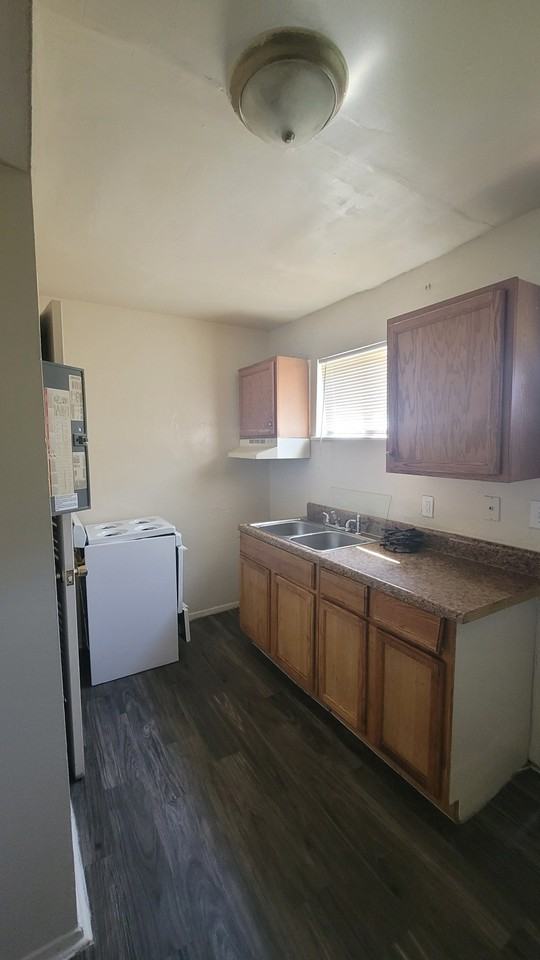 2225 Williamsburg Rd - Photo 5 of 10