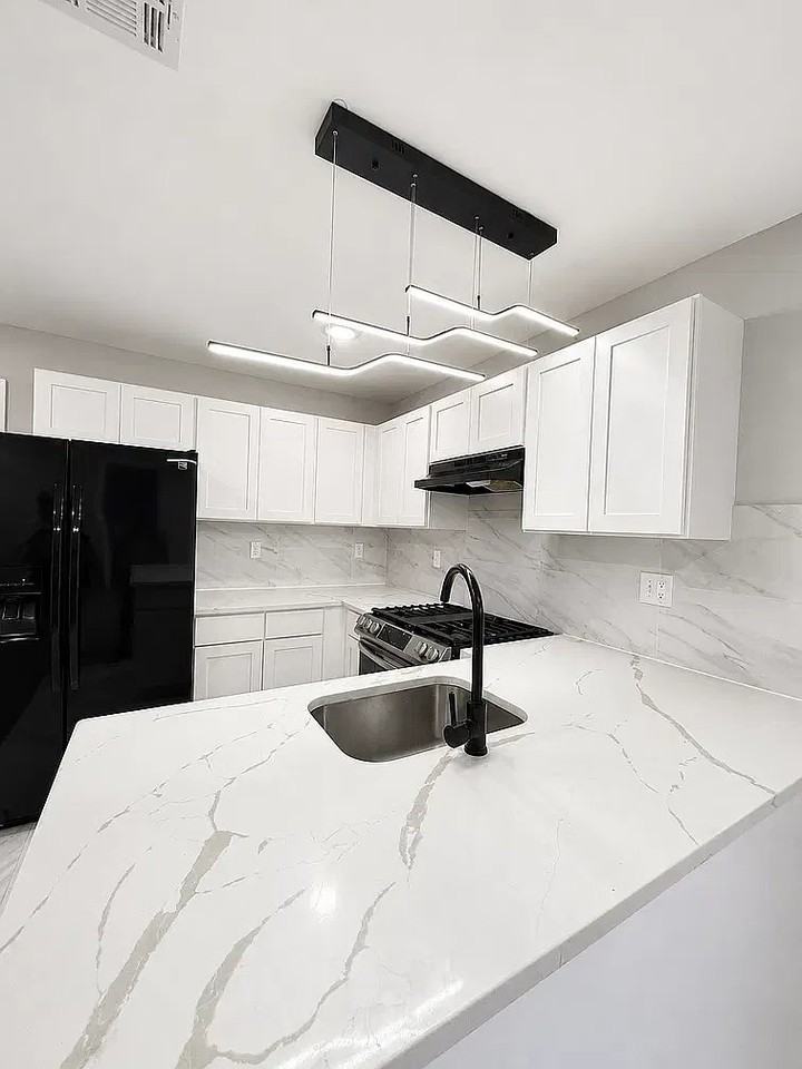49 S 12th St #3 - Photo 2 of 12