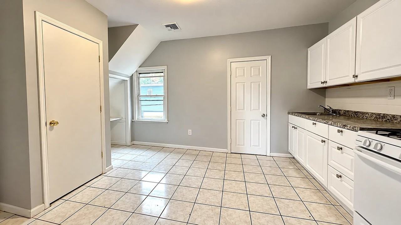 66 Highland Ave #2 - Photo 2 of 7