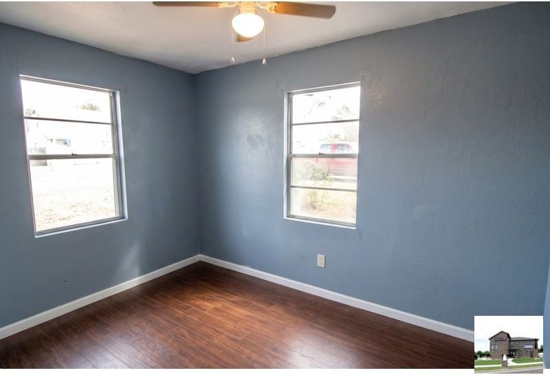 713 W Avenue B - Photo 6 of 36