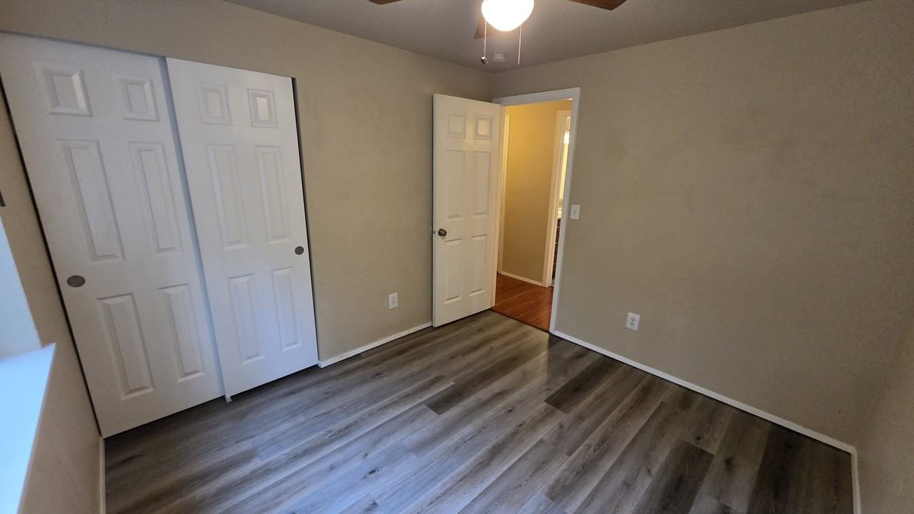 14815 18th Avenue Ct S #NA - Photo 3 of 37
