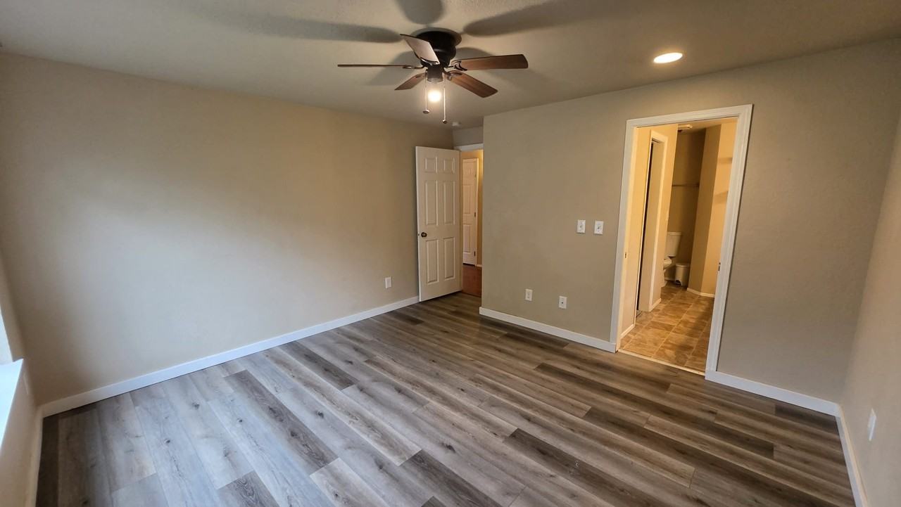 14815 18th Avenue Ct S #NA - Photo 5 of 37