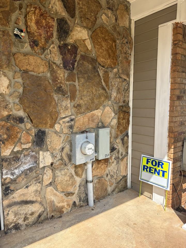 1498 Springleaf Cir Se #NA - Photo 5 of 46