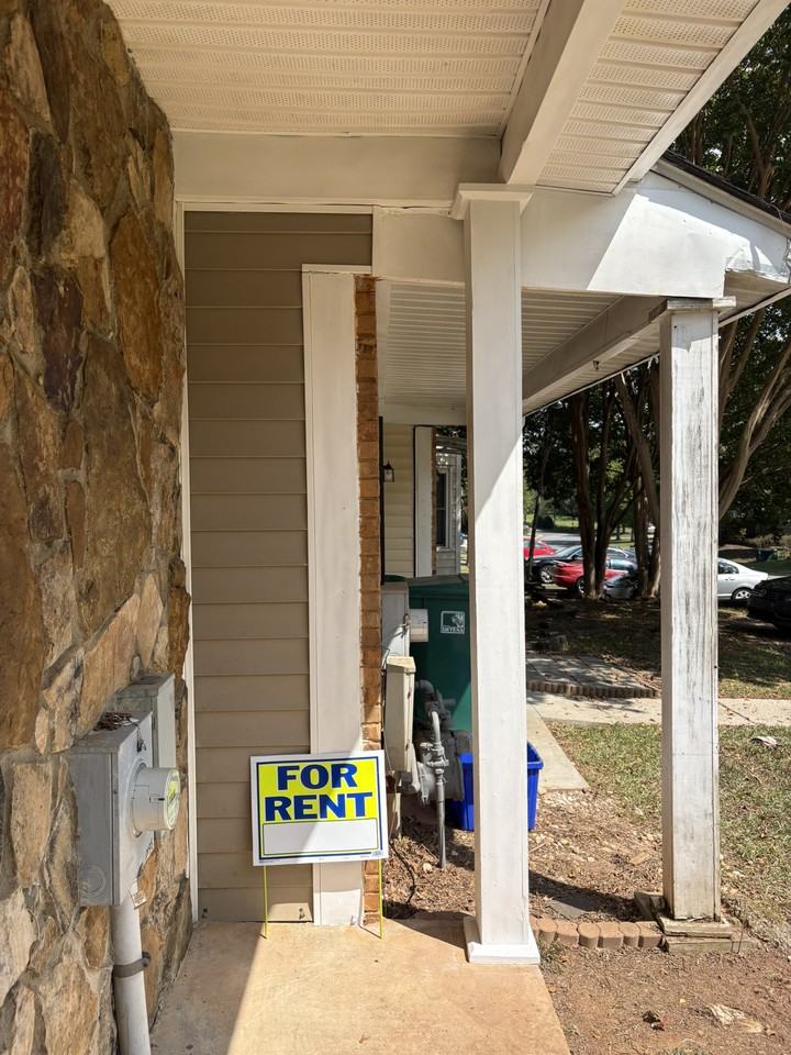 1498 Springleaf Cir Se #NA - Photo 6 of 46