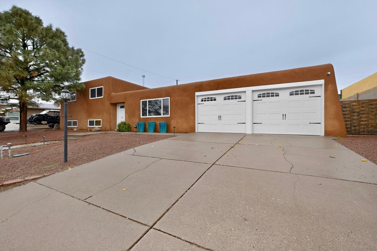 4508 Piedra Blanca St Ne #NA - Photo 2 of 42