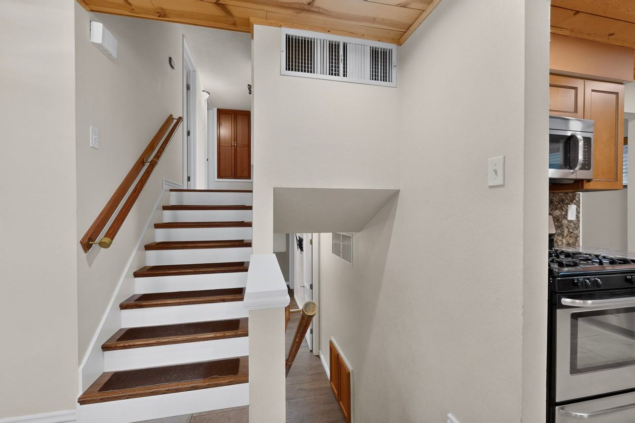 4508 Piedra Blanca St Ne #NA - Photo 4 of 42