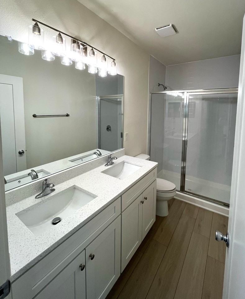 925 13th Ave S #NA - Photo 3 of 10
