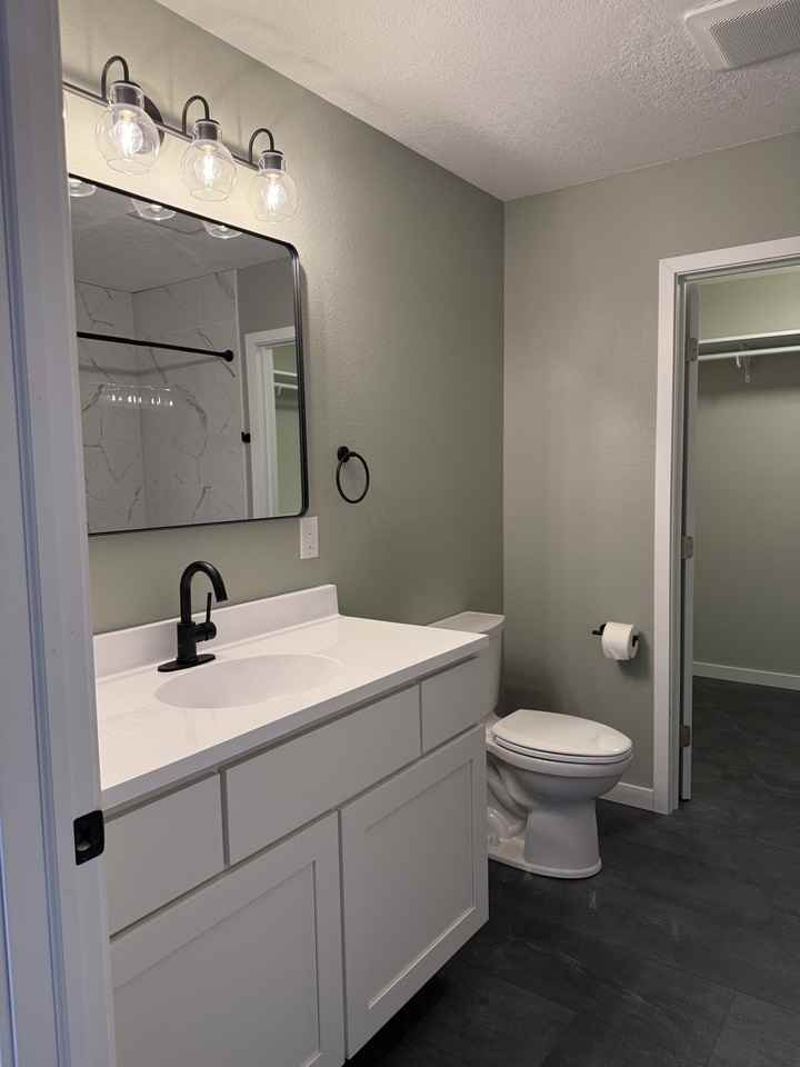 345 Norris Ct - Photo 7 of 20