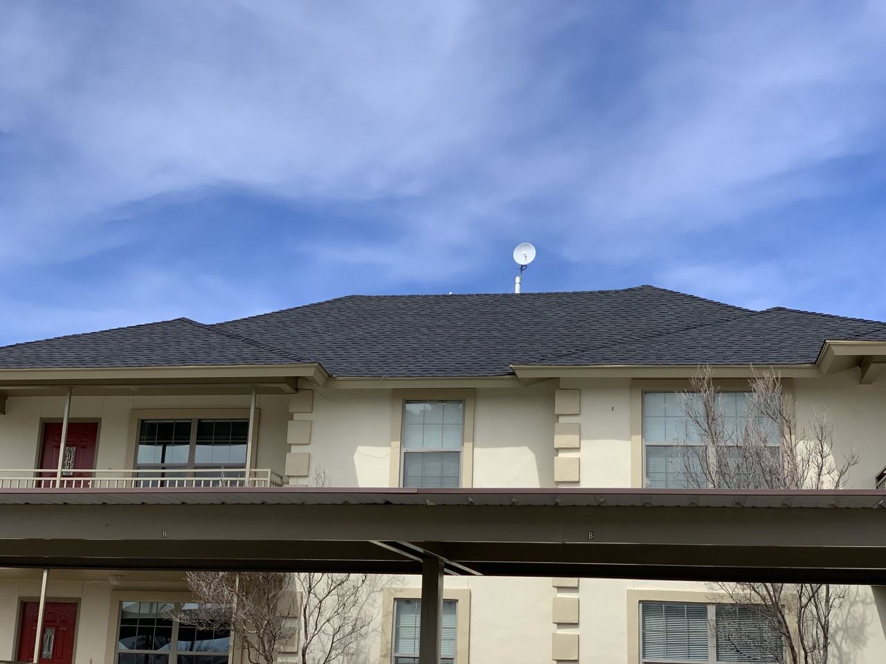 121 Ramon Cardenas Dr #D - Photo 2 of 11