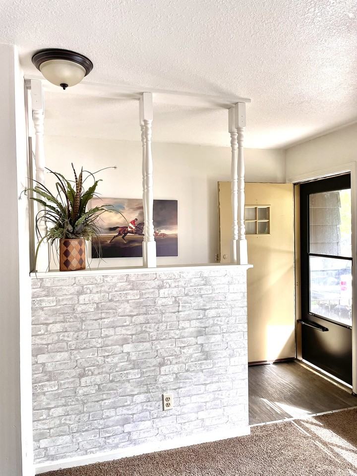 1034 S Ash St #1034 - Photo 2 of 36