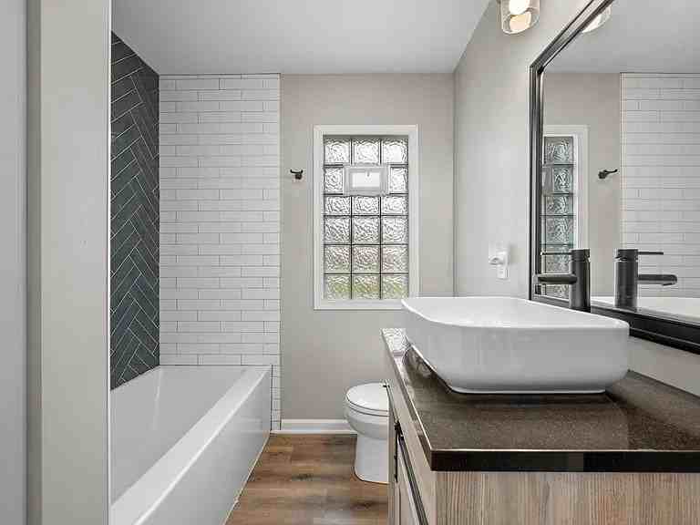 4067 N 44th St #NA - Photo 7 of 22