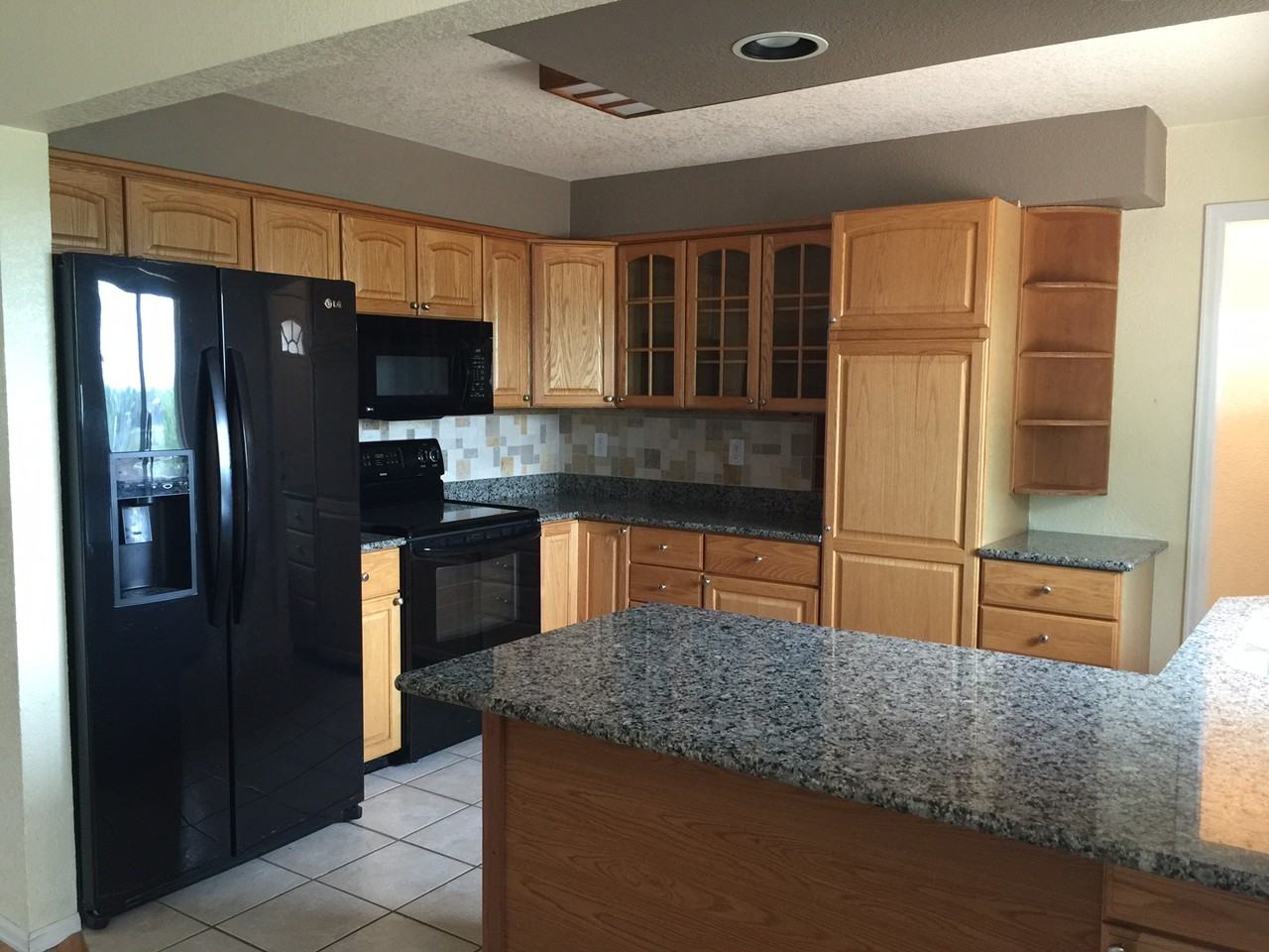 522 Deframe Ct #NA - Photo 4 of 12