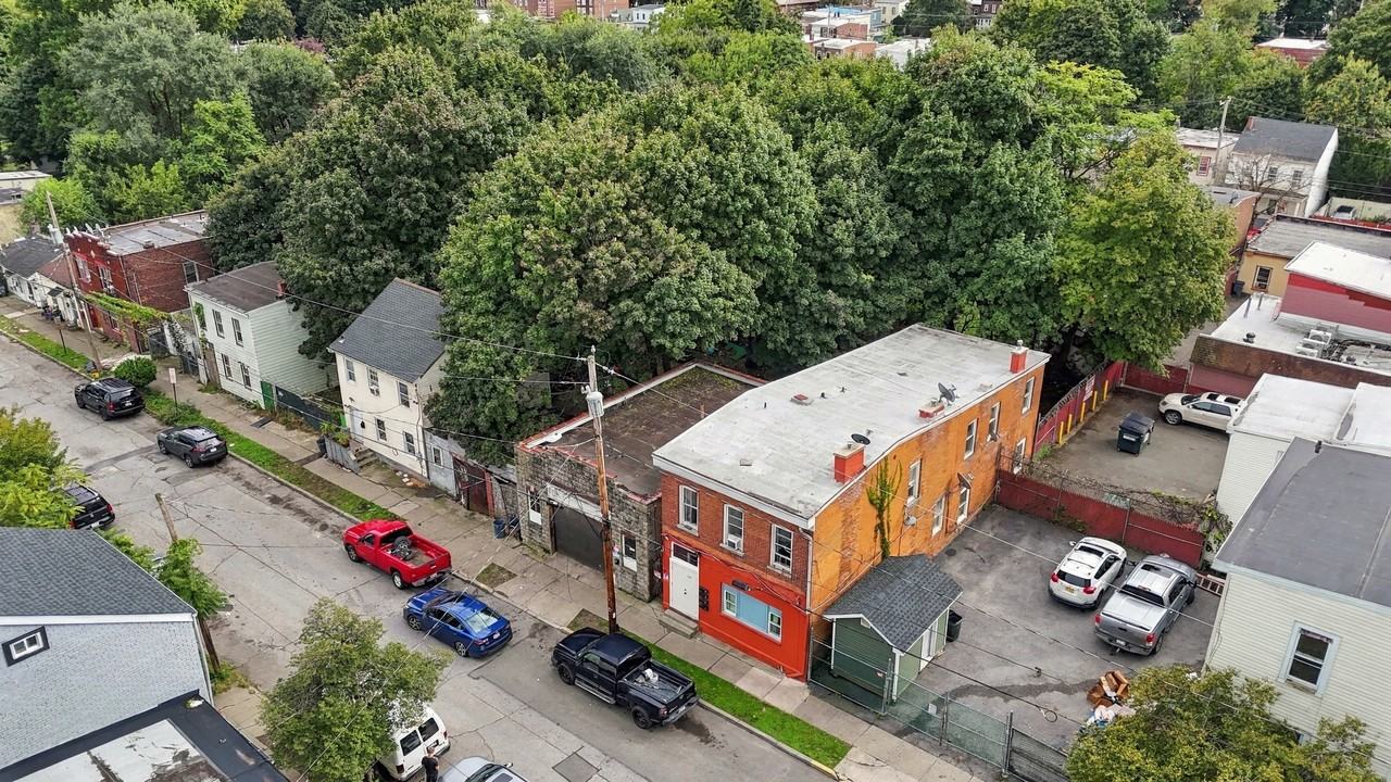 177 W Parmenter St #3 - Photo 5 of 13