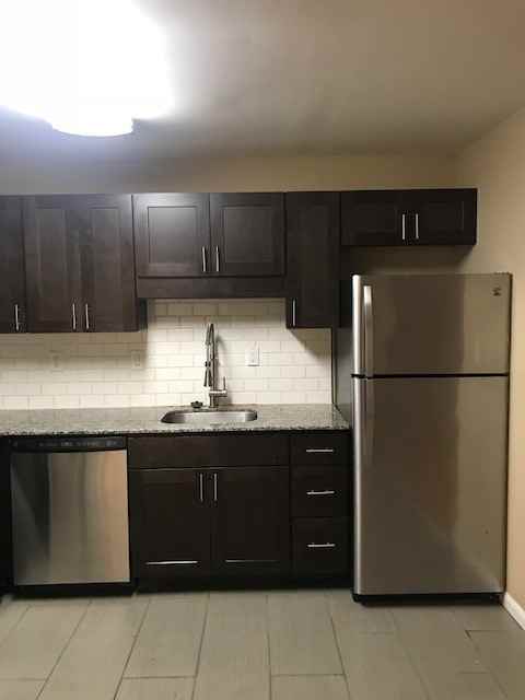 321 Monroe Street - Photo 4 of 40