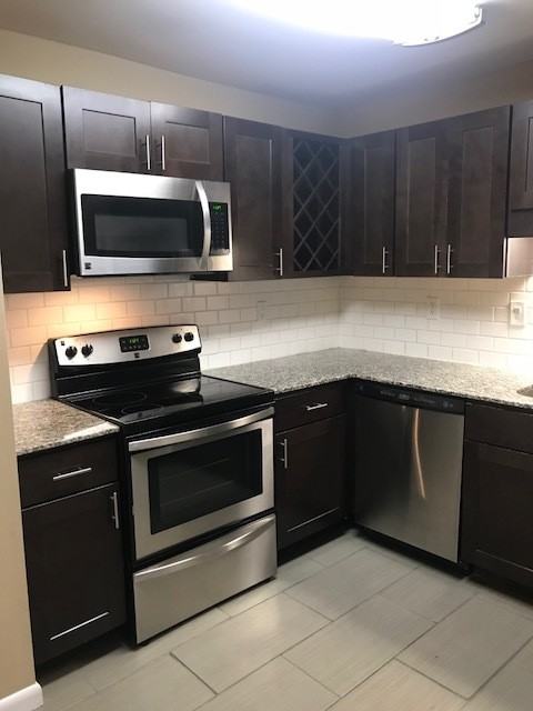 321 Monroe Street - Photo 5 of 40