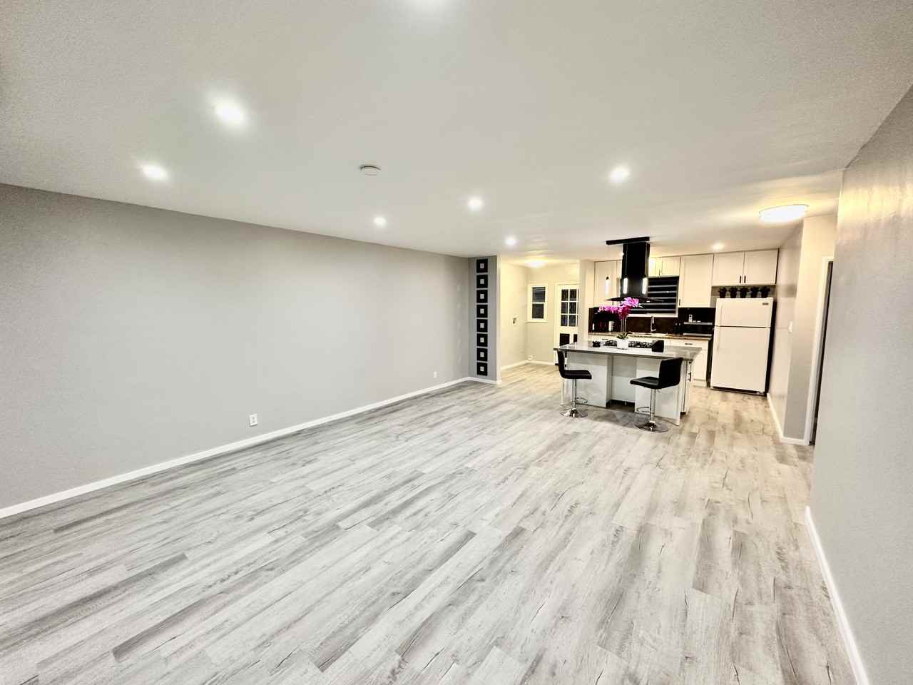 1243 N Cordova St #NA - Photo 2 of 25
