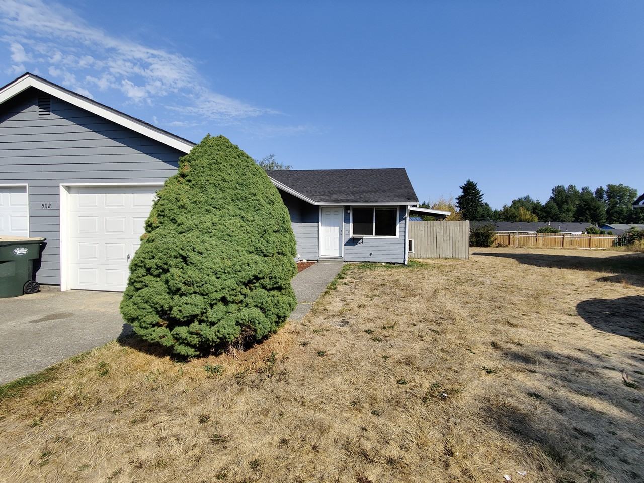 5112 Wilshire Ct Se #B - Photo 2 of 15