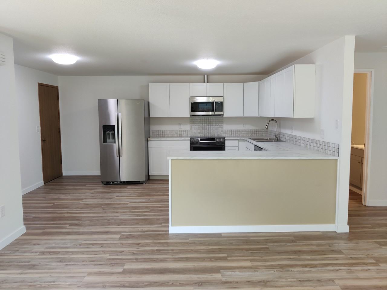 5112 Wilshire Ct Se #B - Photo 6 of 15