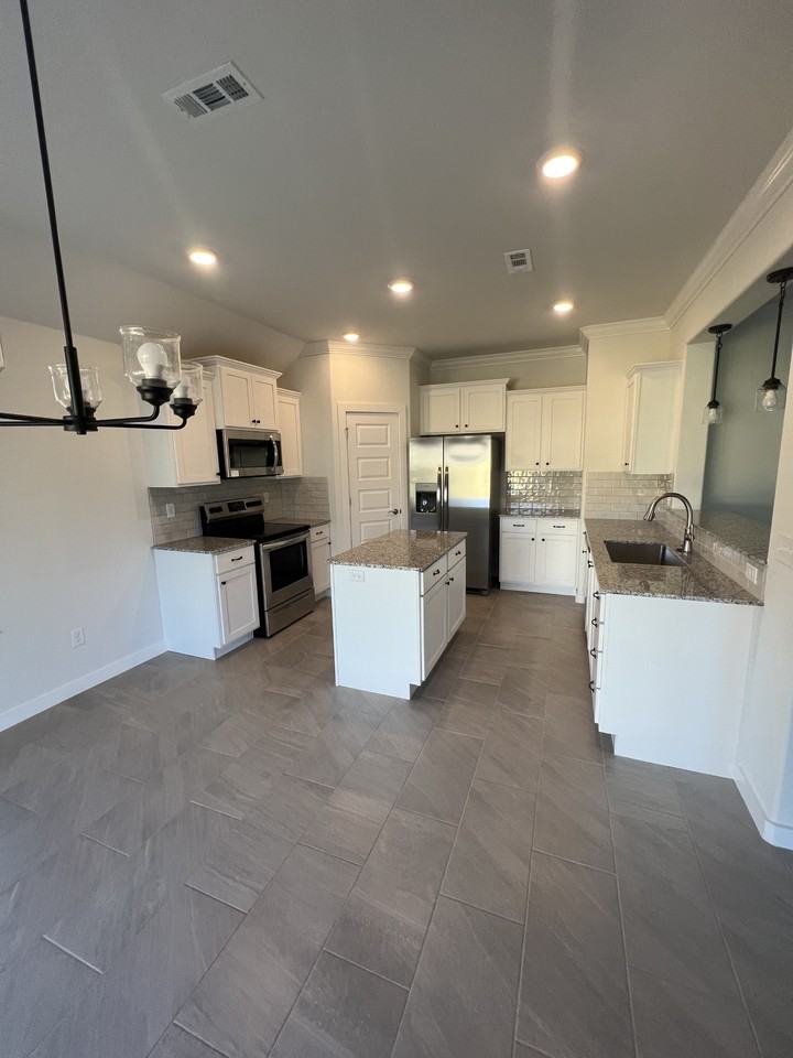Peach Ave #NA - Photo 7 of 22