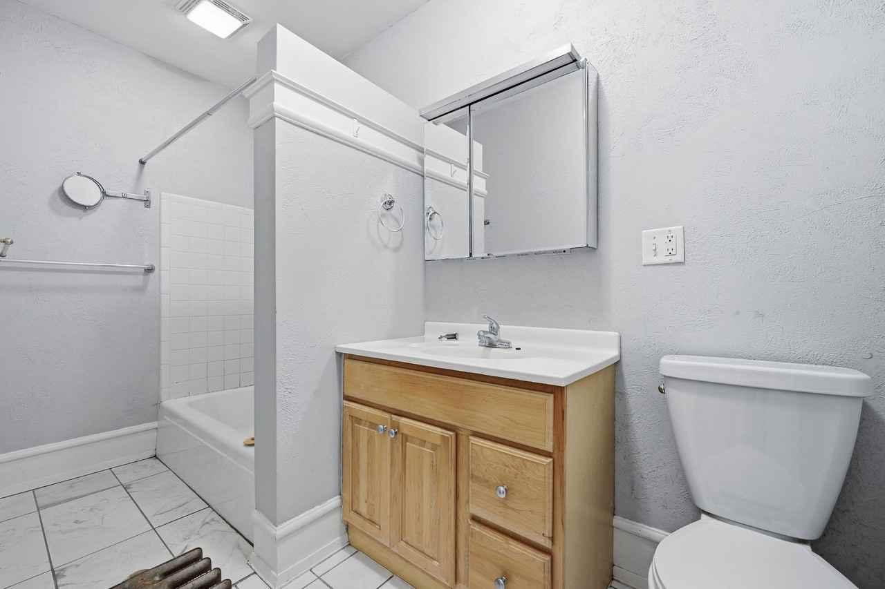 1899 Selby Avenue - Photo 4 of 6