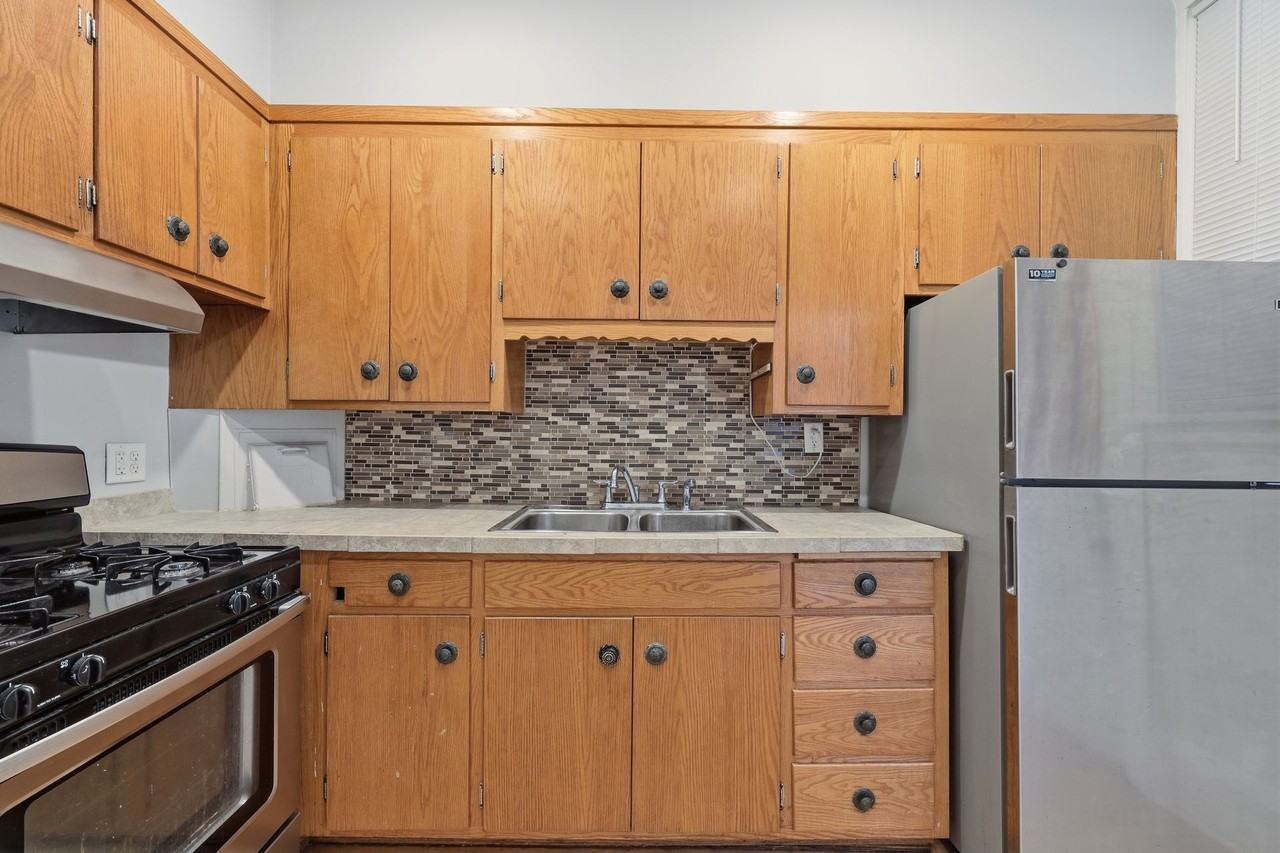 1899 Selby Avenue - Photo 6 of 6