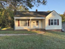 900 Green St - Photo 1 of 1