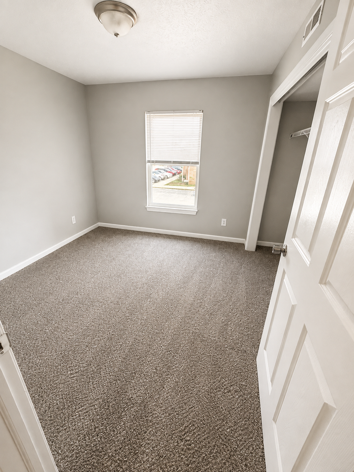 Willow Trace - Photo 2 of 19