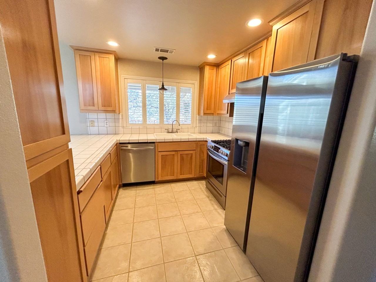 19758 Sweet Brier Pl - Photo 2 of 29