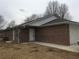 910B Crutcher St - Photo 1 of 1