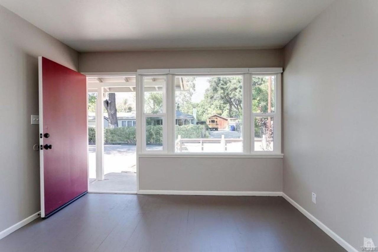 623 Fernando St - Photo 3 of 11