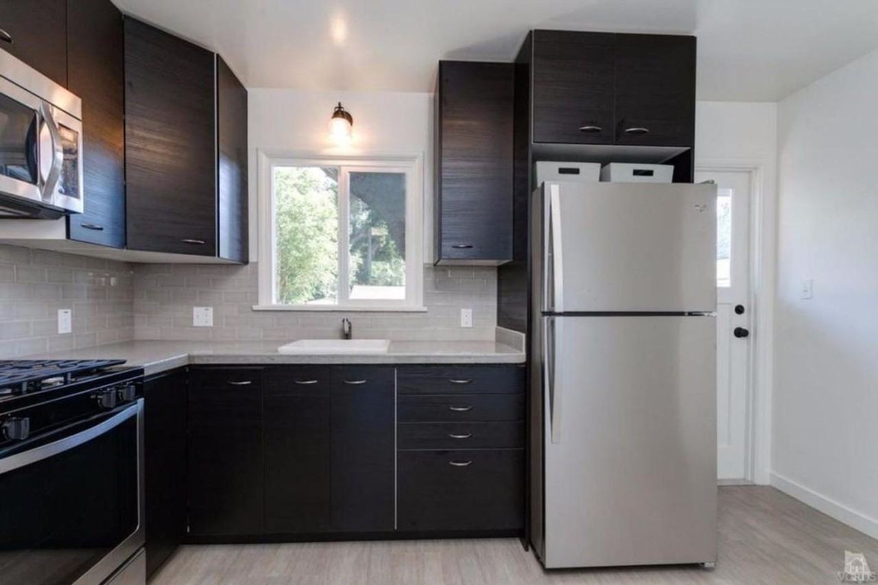 623 Fernando St - Photo 6 of 11