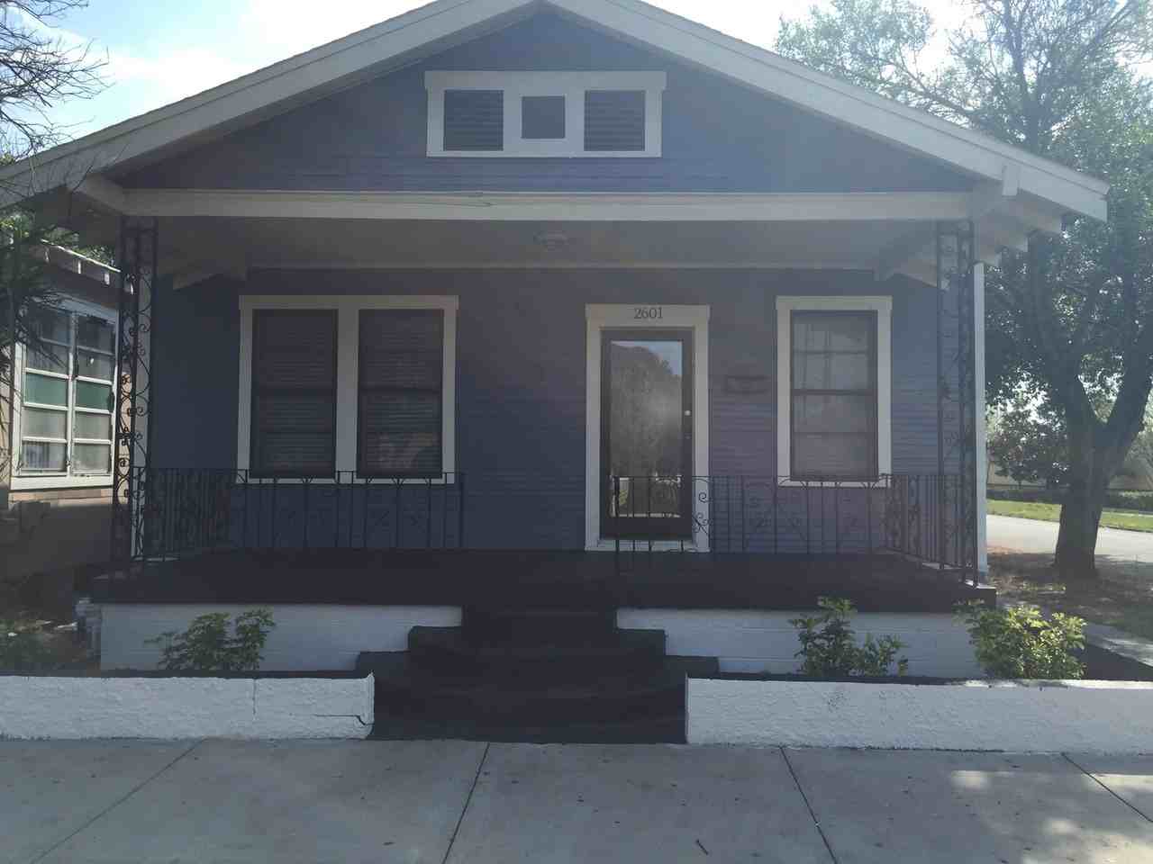 2601 N 18th St - Photo 4 of 5
