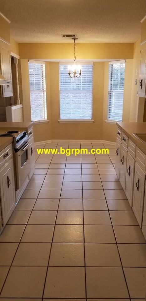 70 Creekwood Dr - Photo 6 of 13