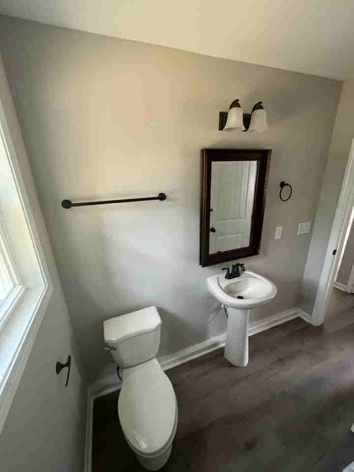 320 S Magnolia St - Photo 7 of 8