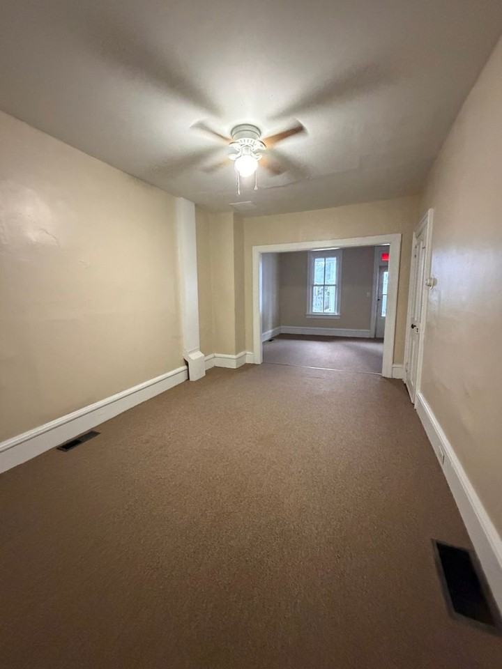 28 Butler St - Photo 5 of 20
