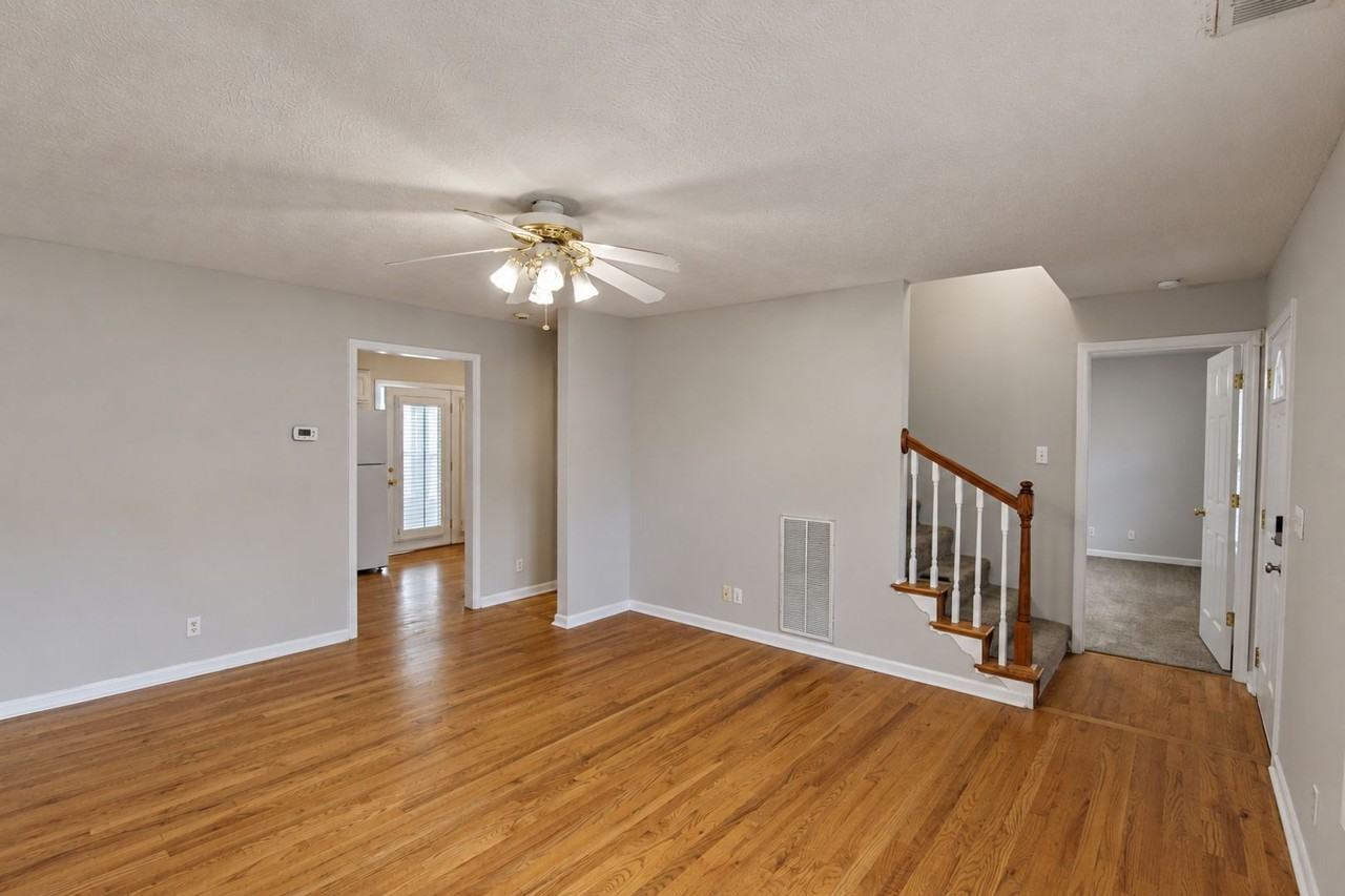 1128 Blaine Ave - Photo 5 of 41