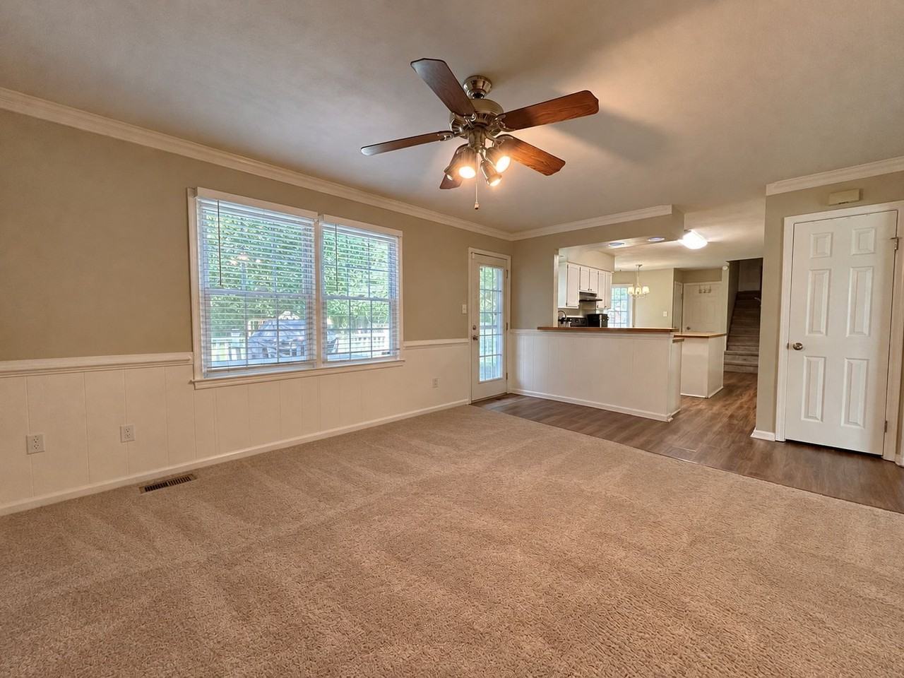 1225 Copper Stone Cir - Photo 6 of 23